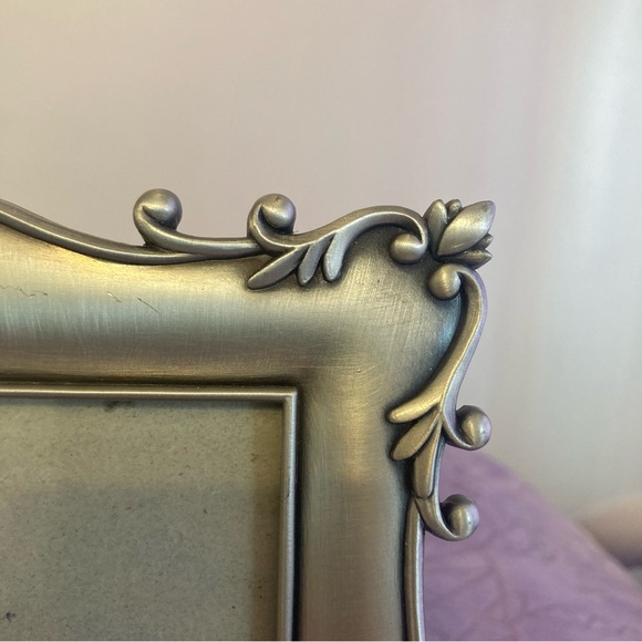 Burnes of Boston Silver 5x7 Photo Frame - Picture 3 of 5